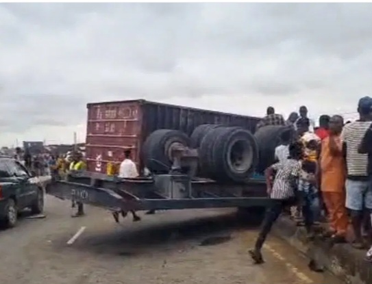 Truck driver dies, motor boy injured after lone accident in Lagos