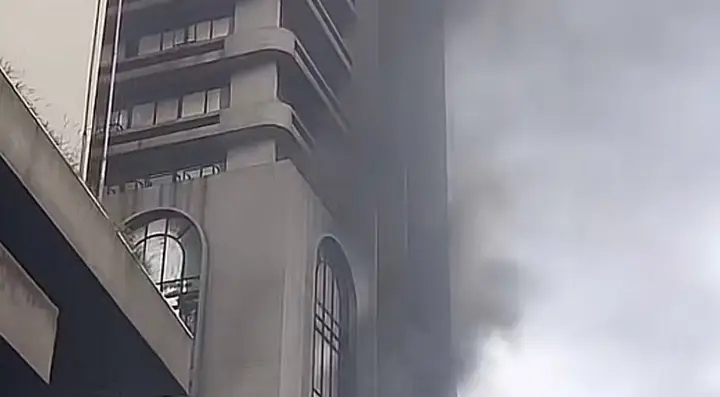 Fire guts third floor of Polaris bank tower in Lagos Island