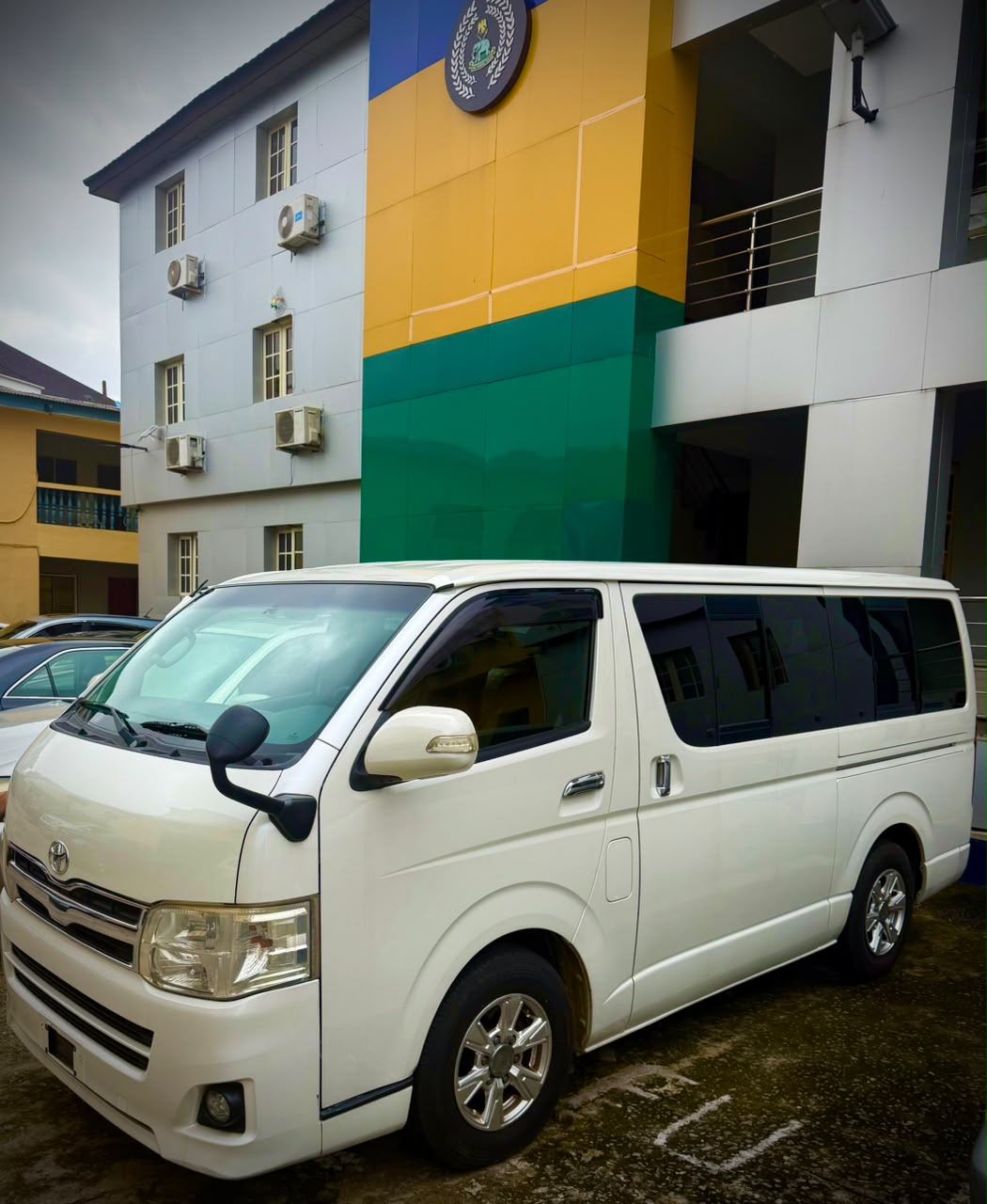 Police special fraud unit receives vehicle donation to boost anti-fraud operations
