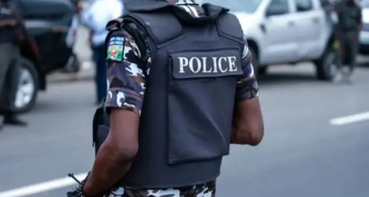 Police launch manhunt for driver, conductor that snatched AK-47 rifle from police in Enugu
